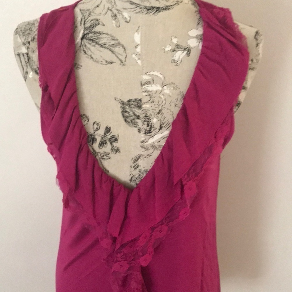 *🆕 Eyelash Ruffle Tank XL - Picture 2 of 6
